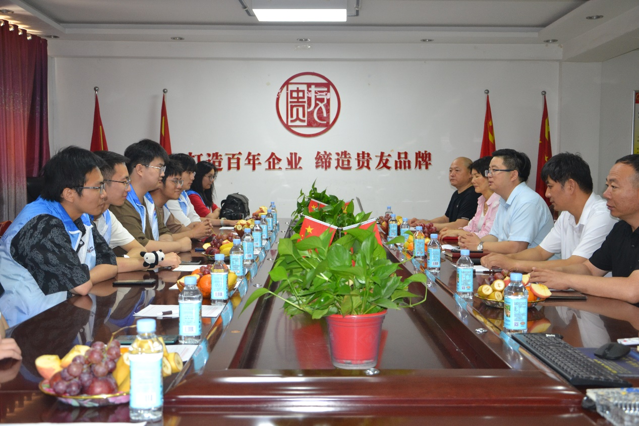 河南大学“三下乡”活动 “一带一路·亚洲之星”发展成就观察团 走进河南PA尊龙凯时实业集团有限公司 